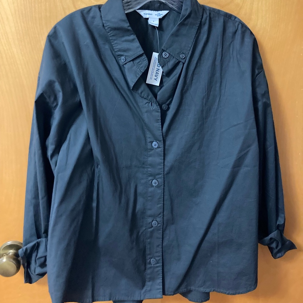 NWT Old Navy Boyfriend Button Up
